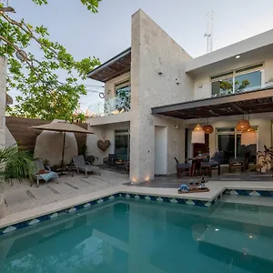 Casa Del Arbol Apartment