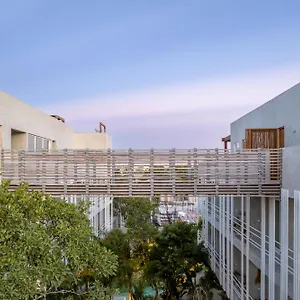 Jungle Chic Hotel